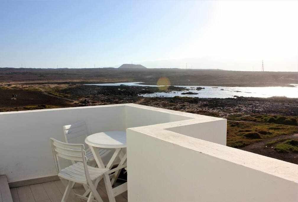 BRISA MARINA casa junto al mar Corralejo Exterior foto